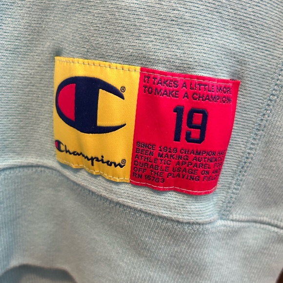Champion reverse weave sweatshirt. - Picture 3 of 3